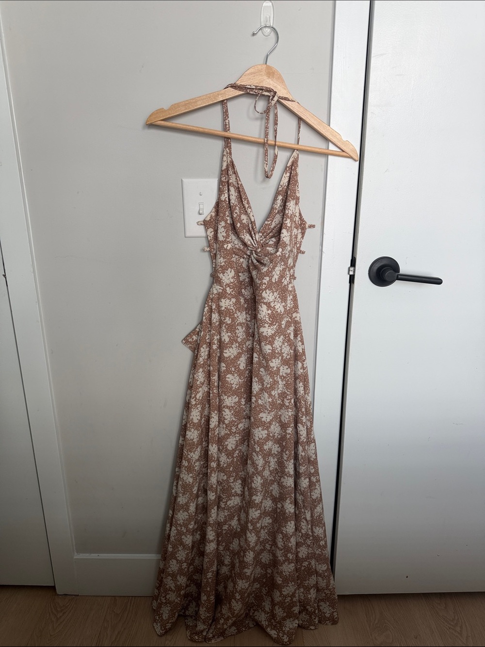 Lulu's Brown Floral Tie-Front Halter Maxi Dress